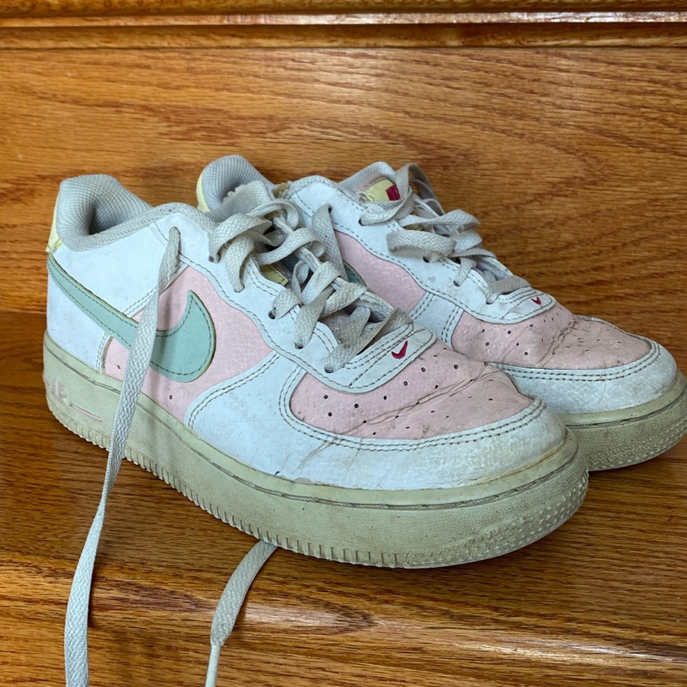 Nike air sneakers